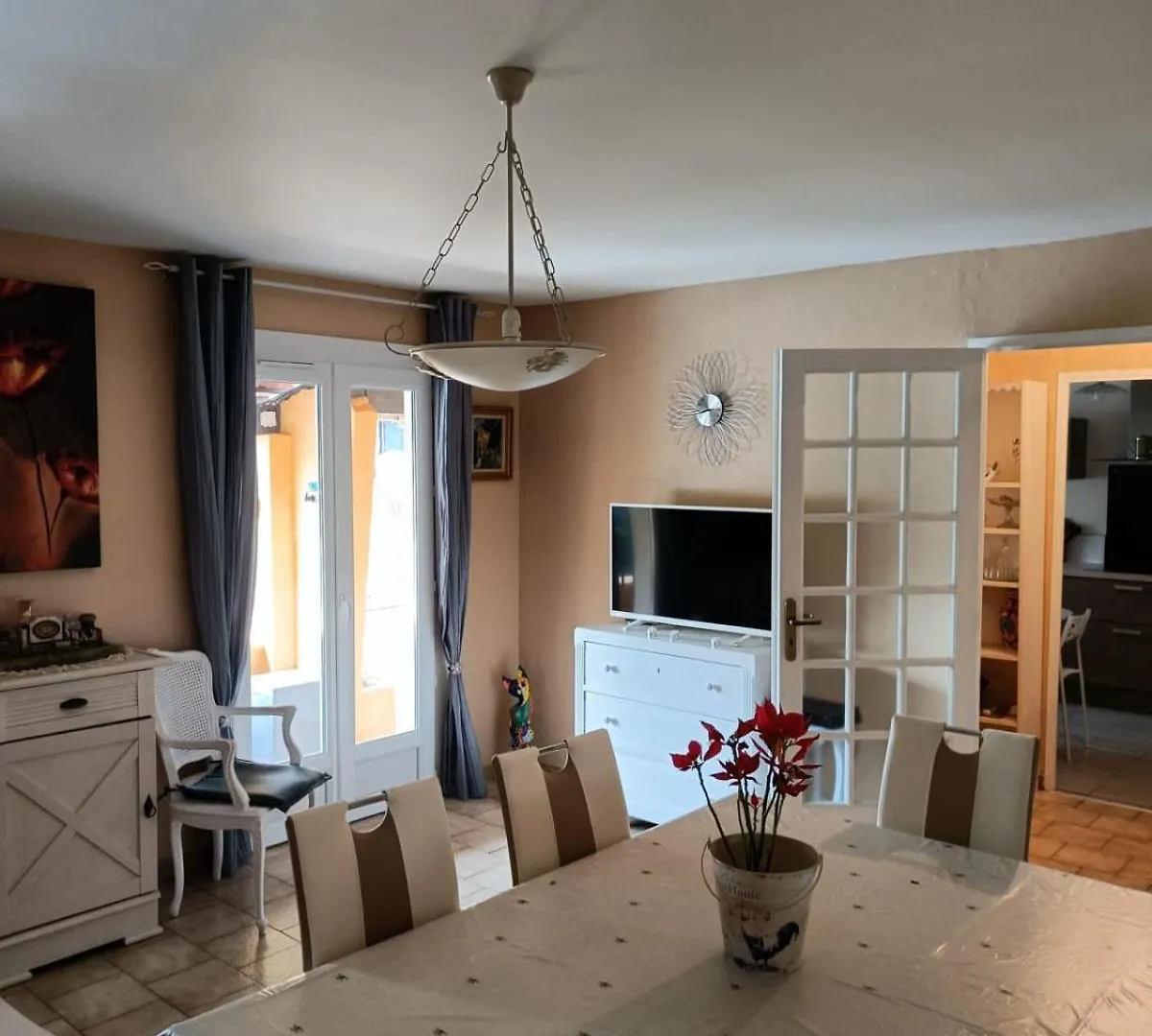 Mas Provencal With Terraces And Small Garden La Crau