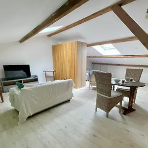 Les Vieux Platanes Séjour chez l'habitant