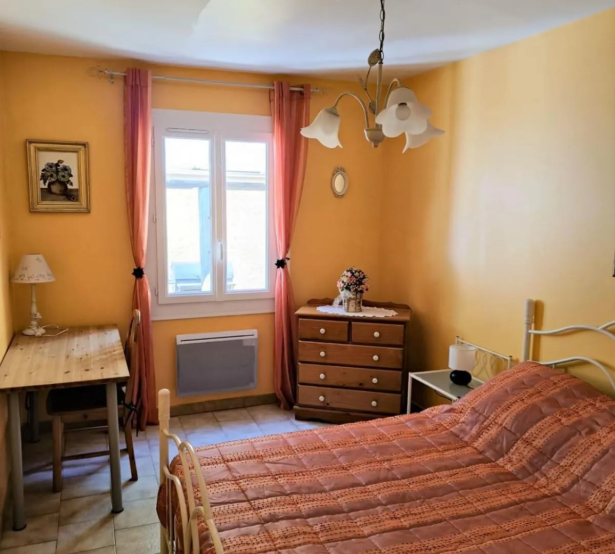 Holiday home Mas Provencal With Terraces And Small Garden La Crau